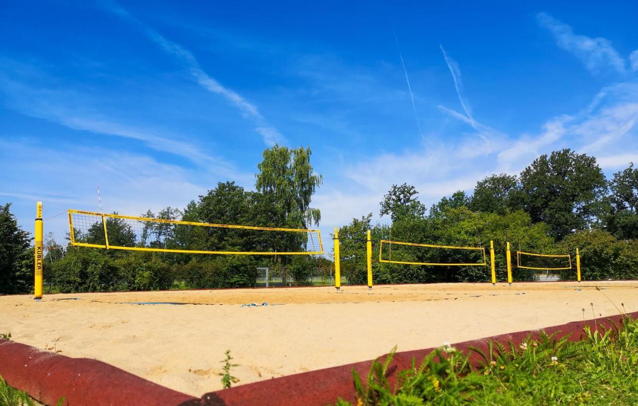 Sportschule Oberhaching Hotel Exterior photo